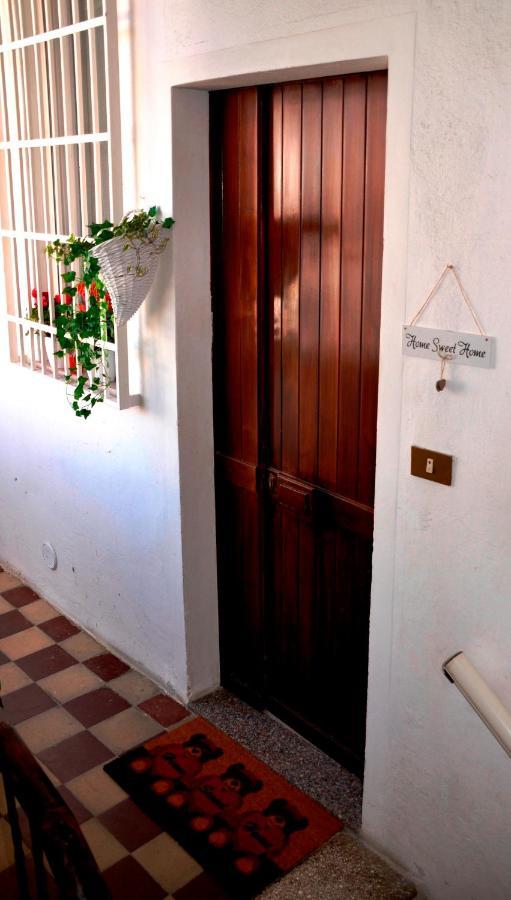 Bed And Breakfast San Saturnino Кальяри Экстерьер фото